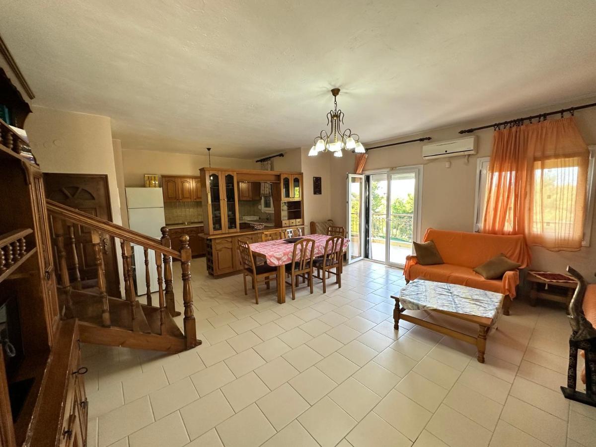 Panorama Studios Apartment Possidi